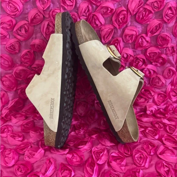 Women's Birkenstock Arizona Big Buckle Sandcastle Nubuck - Picture 5 of 7